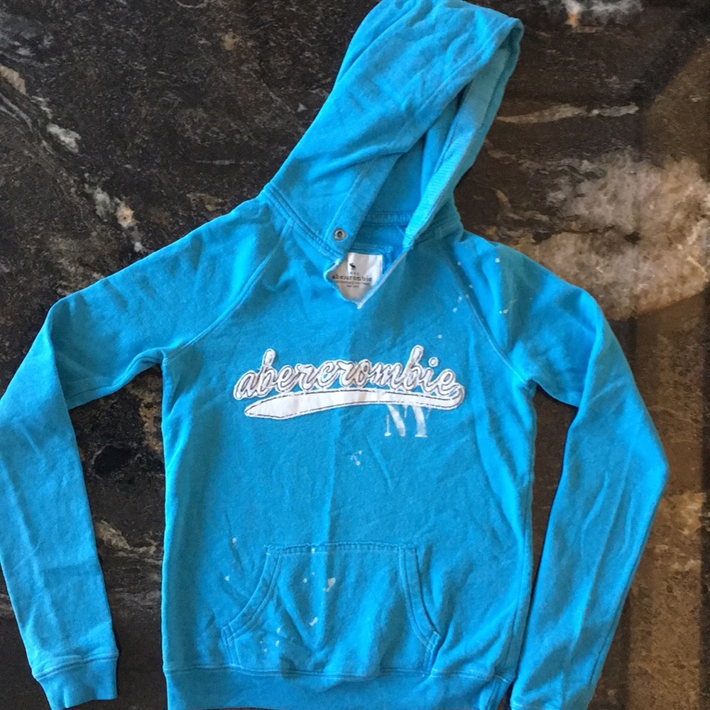 Abercrombie blue sweatshirt